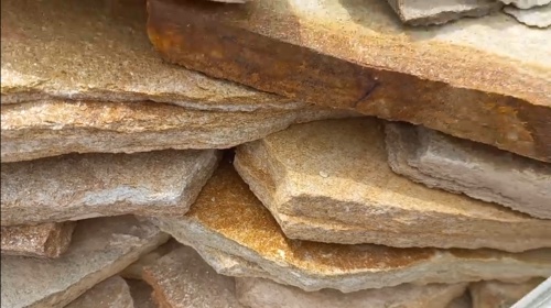 Плитняк златолит жёлтый золотистый для отмостки купить в Республике Башкортостан