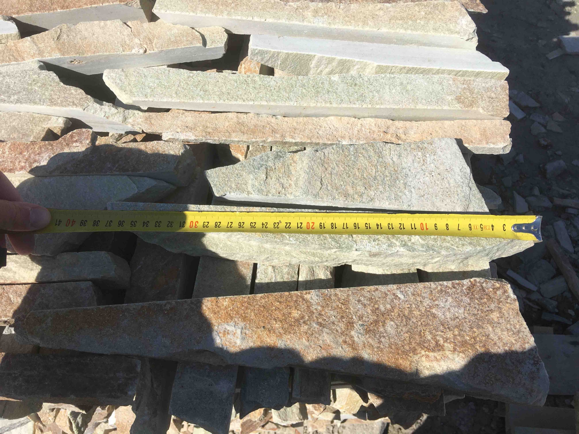 Горбушка златолит золотистый для облицовки купить в Республике Башкортостан