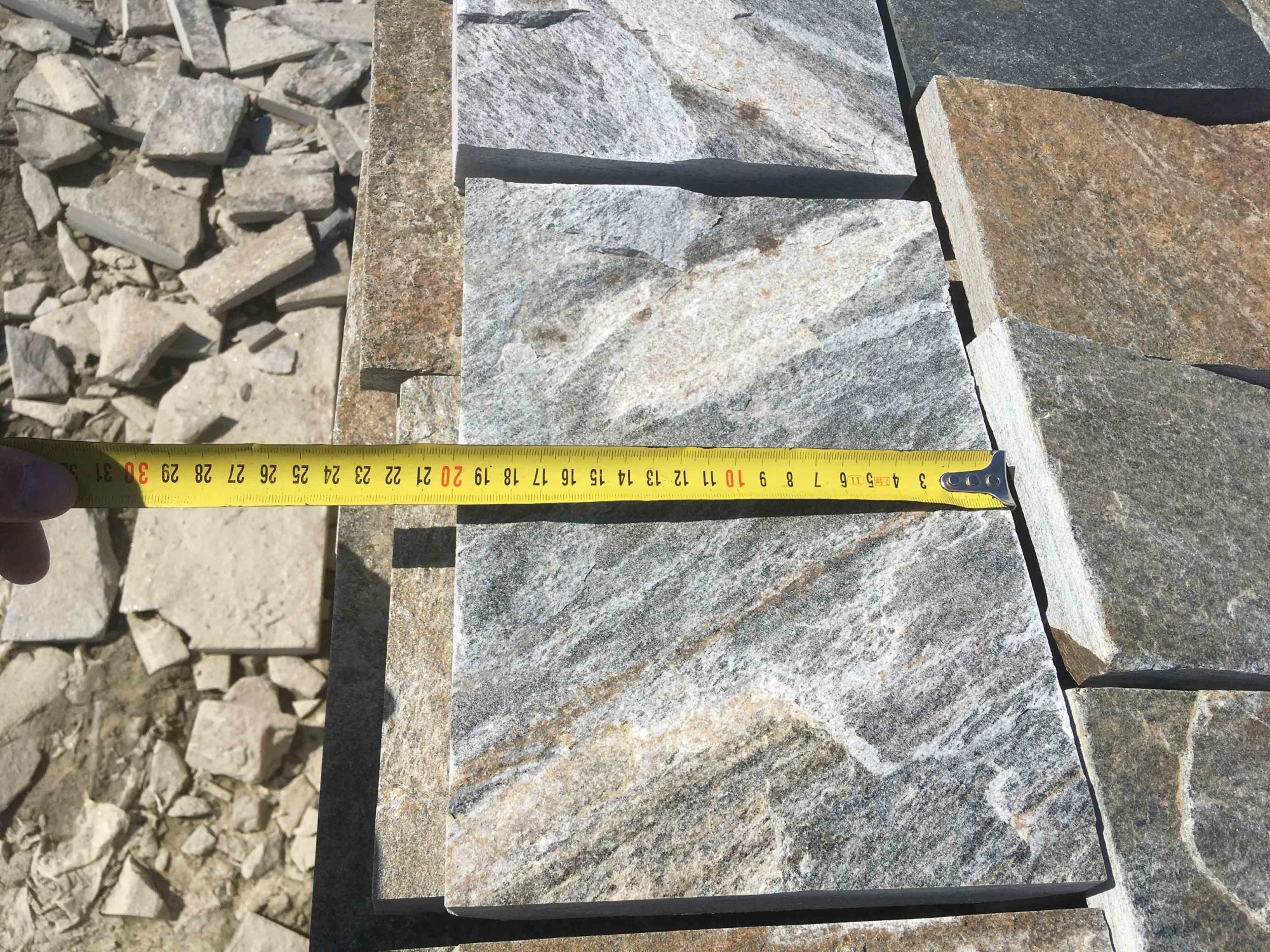 Плитка пилёная златолит Уральский для цоколя, отмостки купить в Республике Башкортостан