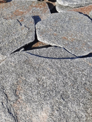 Златолит серебристый галтованный для лестниц купить в Республике Башкортостан