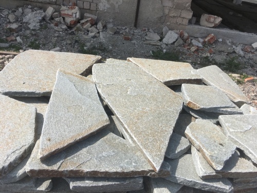 Златолит серебристый галтованный для лестниц купить в Республике Башкортостан